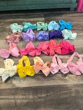 20 Lot of baby/Toddler Bows | Spring and Easter Colors